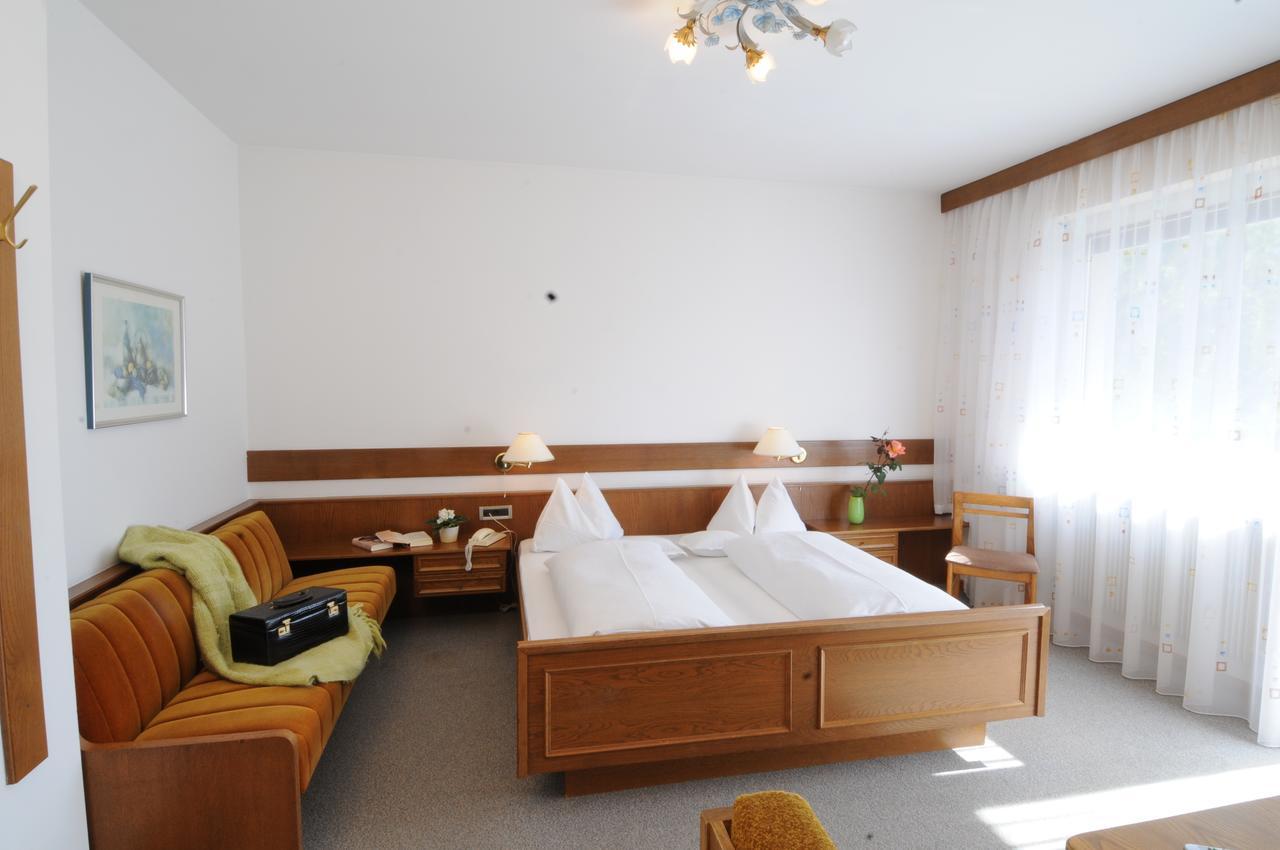 Garni Weingut Hotel Merano Exterior foto